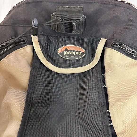 Lowepro Camera Bag Street & Field S&F Rover Light Backpack with Waist Clip - Picture 2 of 15